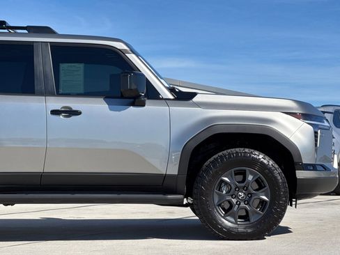 Used 2025 Lexus GX 550 image 34