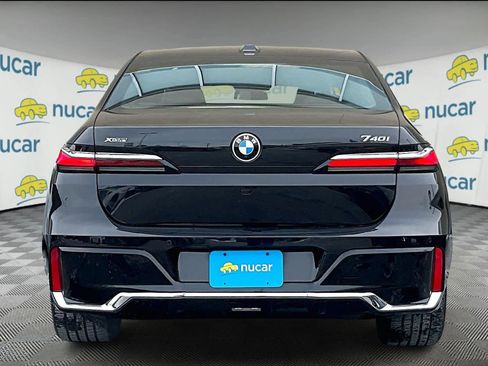 Used 2024 BMW 740i xDrive 740i xDrive image 5