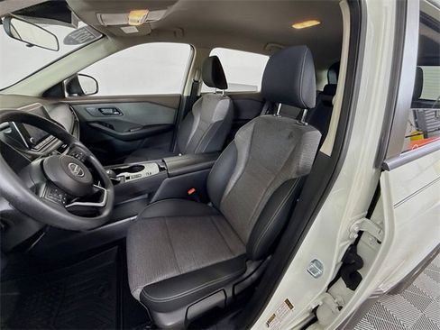 Certified 2021 Nissan Rogue S image 5