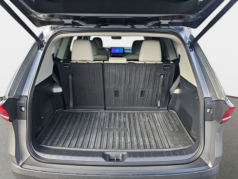 Used 2025 Toyota Grand Highlander AWD Hybrid image 13