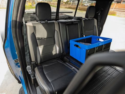 Used 2018 Ford F150 Raptor w/ Equipment Group 802A Luxury image 12