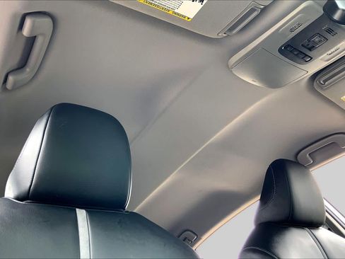 Certified 2022 Toyota Camry XSE FWD image 14