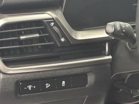 Used 2024 Kia Telluride S w/ S Sunroof Package image 56