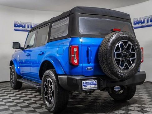 Used 2022 Ford Bronco Outer Banks image 4