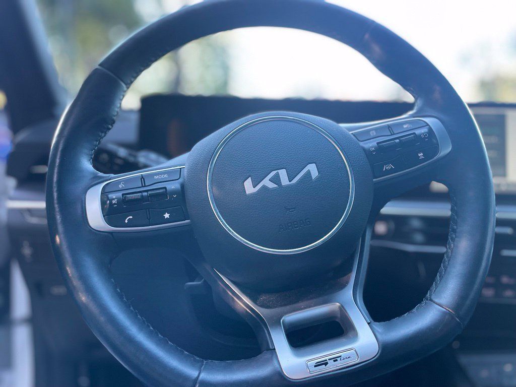 Used 2022 Kia K5 GT-Line w/ GT-Line FWD Premium Package image 18