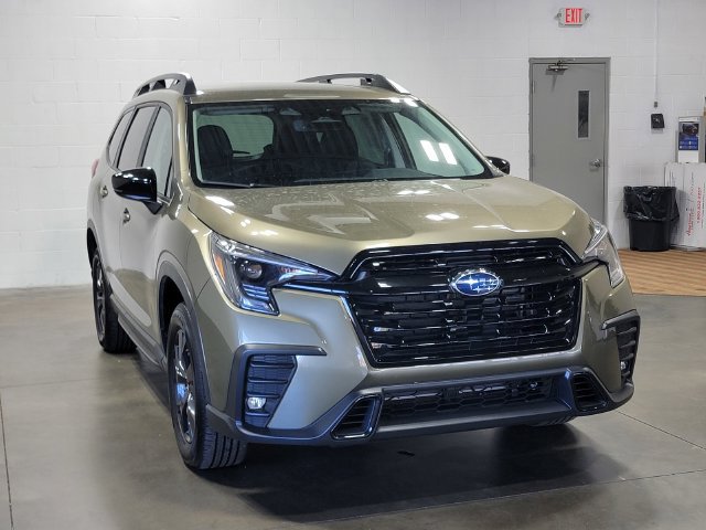 Used 2026 Subaru Ascent Premium AWD/4WD image 4