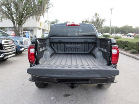 New 2026 GMC Canyon Elevation w/ Convenience Package image 6