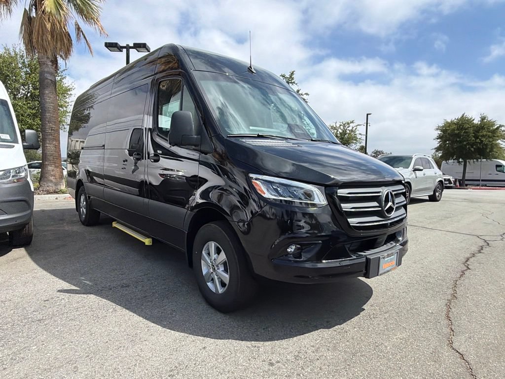 New 2026 Mercedes-Benz Sprinter 2500 image 4