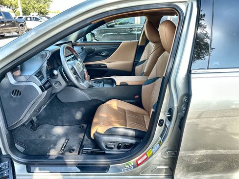 Used 2024 Lexus ES 350 Ultra Luxury w/ Accessory Package (Z2) FWD image 2