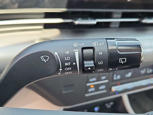 Certified 2025 Hyundai Kona SEL FWD image 24
