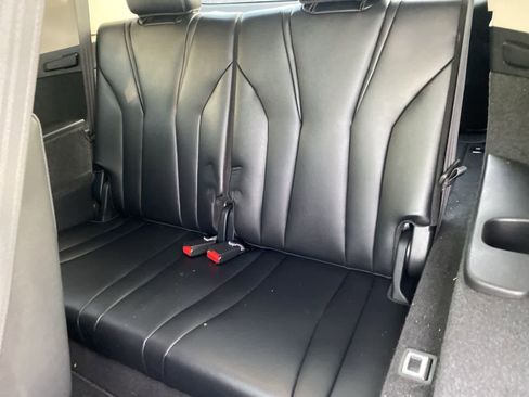 Used 2023 Acura MDX FWD w/ Technology Package image 13