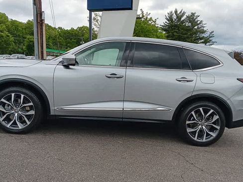 Used 2023 Acura MDX SH-AWD w/ Technology Package image 2