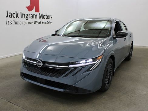 New 2026 Nissan Sentra SV w/ SV Convenience Package image 2