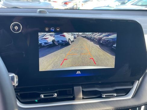 Used 2025 Chevrolet Equinox LT image 24