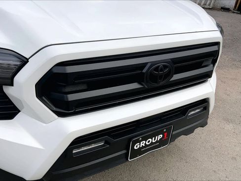 Used 2024 Toyota Tacoma SR5 image 28