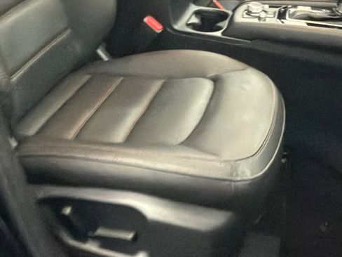 Used 2022 MAZDA CX-5 AWD 2.5 S w/ Preferred Package image 11