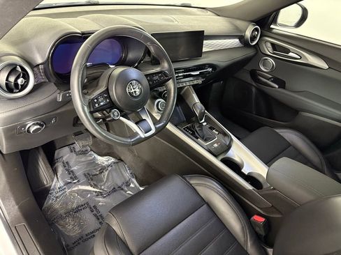 Used 2024 Alfa Romeo Tonale Ti image 22