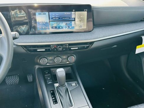 New 2026 Nissan Kicks SV image 20