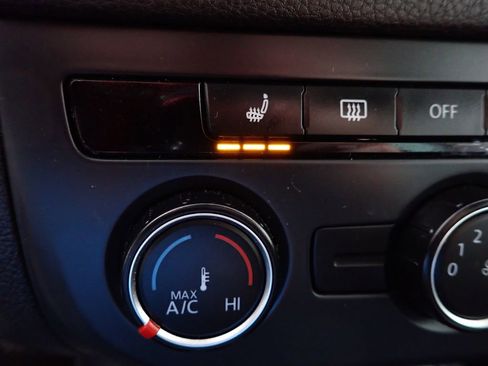 Used 2014 Volkswagen Tiguan SE AWD/4WD image 8