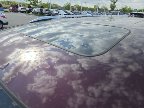 Used 2018 Honda Odyssey Elite image 13