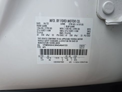 Used 2022 Ford Explorer Platinum w/ Equipment Group 601A image 39