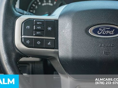 Used 2024 Ford Expedition XLT RWD image 30