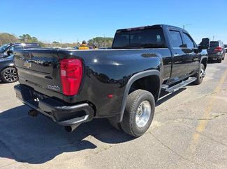 Used 2022 Chevrolet Silverado 3500 High Country video 3