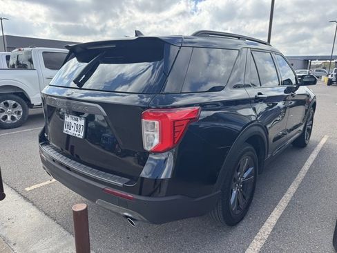 Certified 2023 Ford Explorer XLT w/ Equipment Group 202A image 4