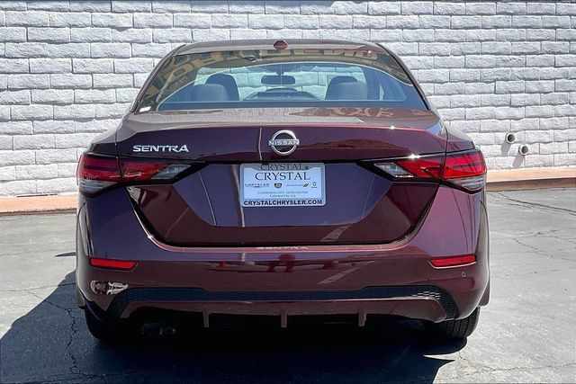 Used 2025 Nissan Sentra SV w/ All-Weather Package FWD image 3