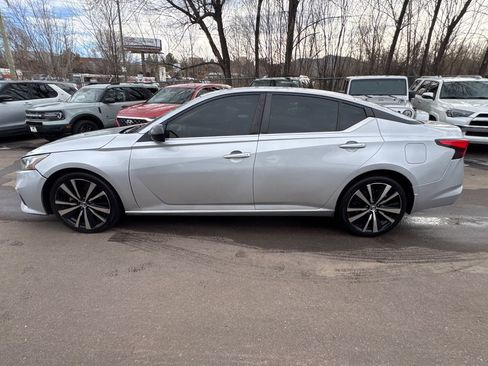 Used 2022 Nissan Altima 2.5 S image 4
