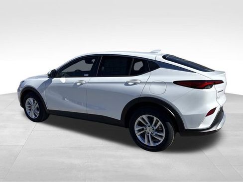 New 2026 Buick Envista Preferred w/ Advanced Safety Package image 7