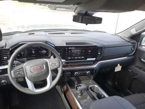 New 2026 GMC Sierra 1500 Elevation w/ Preferred Package AWD/4WD image 25