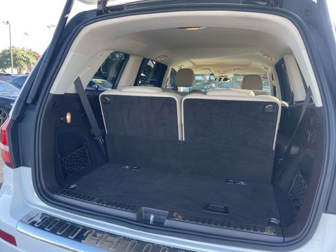 Used 2017 Mercedes-Benz GLS 450 4MATIC image 10