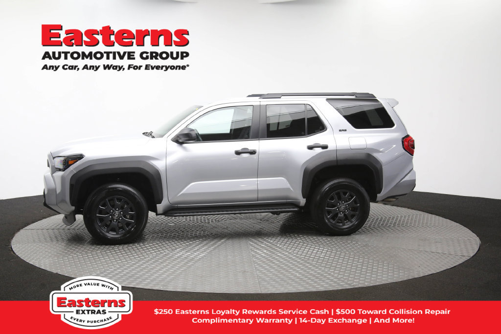 Used 2025 Toyota 4Runner SR5 AWD/4WD image 61