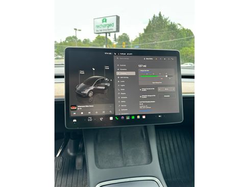 Used 2023 Tesla Model Y Long Range AWD/4WD image 8