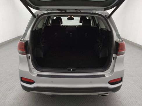 Used 2019 Kia Sorento EX FWD image 29