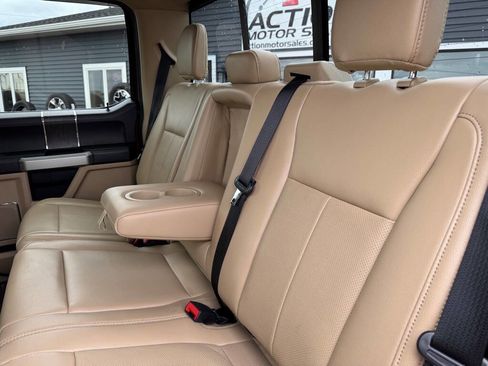 Used 2021 Ford F250 Lariat w/ Chrome Package image 35