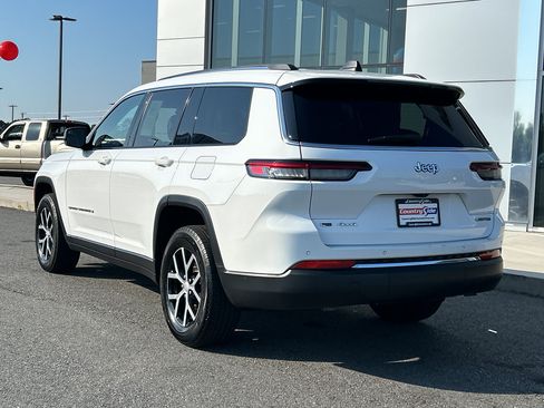 Used 2023 Jeep Grand Cherokee L Limited image 5