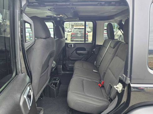 Used 2023 Jeep Wrangler Sport S image 19