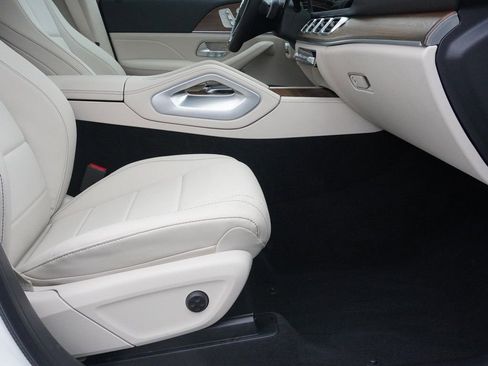 Used 2025 Mercedes-Benz GLE 350 4MATIC image 27