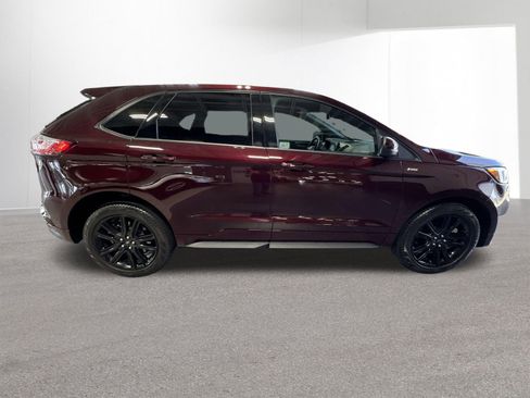 Used 2024 Ford Edge ST-Line w/ Class II Trailer Tow Package AWD/4WD image 42