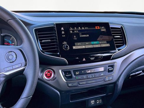 Used 2021 Honda Passport Sport image 10