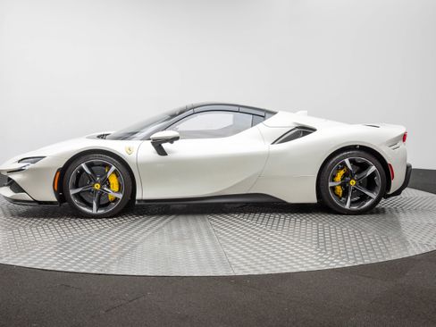Certified 2022 Ferrari SF90 Spider image 16