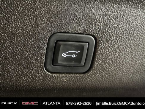 Used 2021 GMC Yukon SLT w/ SLT Premium Package image 37