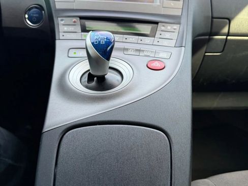 Used 2015 Toyota Prius Two FWD image 20