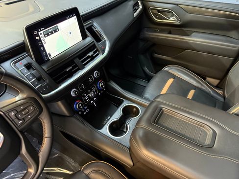 Used 2023 GMC Yukon AT4 w/ AT4 Premium Package image 33
