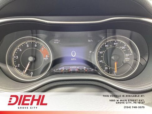 Used 2022 Jeep Cherokee Latitude Lux w/ Sun & Sound Group AWD/4WD image 37