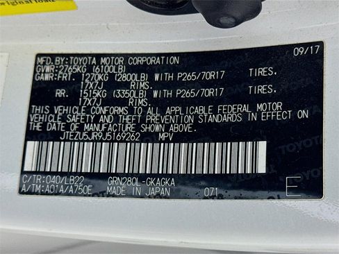 Used 2018 Toyota 4Runner SR5 image 29