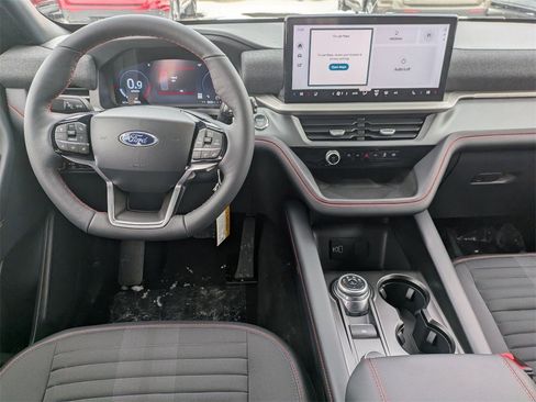 New 2026 Ford Explorer ST-Line image 17