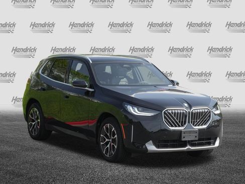 Certified 2025 BMW X3 xDrive30i w/ Premium Package AWD/4WD image 2